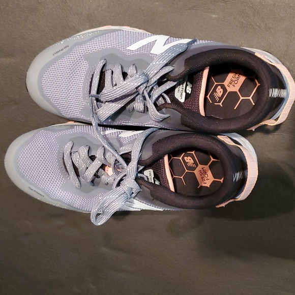 EUC New Balance Fresh Foam Arishi - Picture 10 of 11